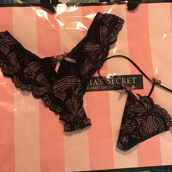 4 Pc Chantal Thomass Bra Set - Picture 11 of 15